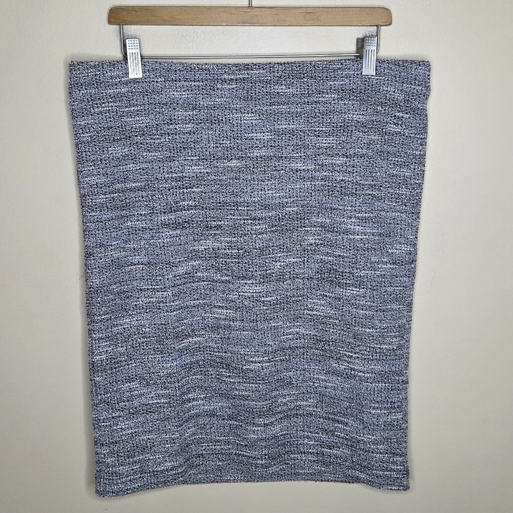 NWT Loft | Black White Blue Marled Pencil Skirt Pull-On Waist Size Large
